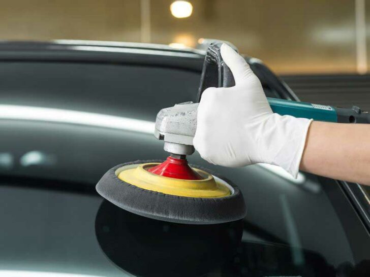Comment enlever les rayures sur les vitres de voiture Astucesbox