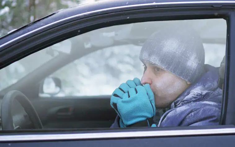 réchauffer intérieur voiture plus vite hiver